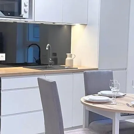 Bastion Walowa By Q4apartments 4*